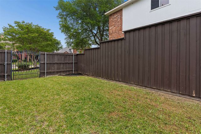 2104 Gent Drive, Plano, TX 75025