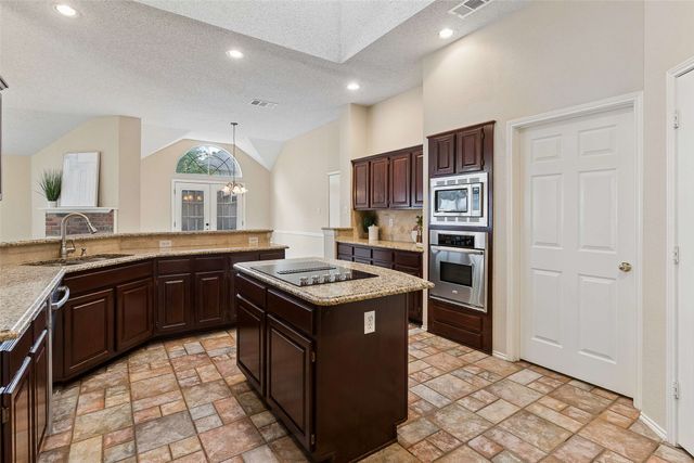 2104 Gent Drive, Plano, TX 75025