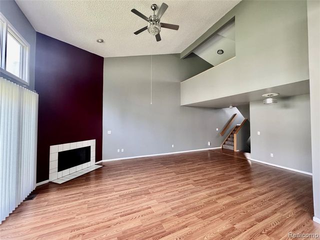 4180 Colorado Lane, West Bloomfield, MI 48322