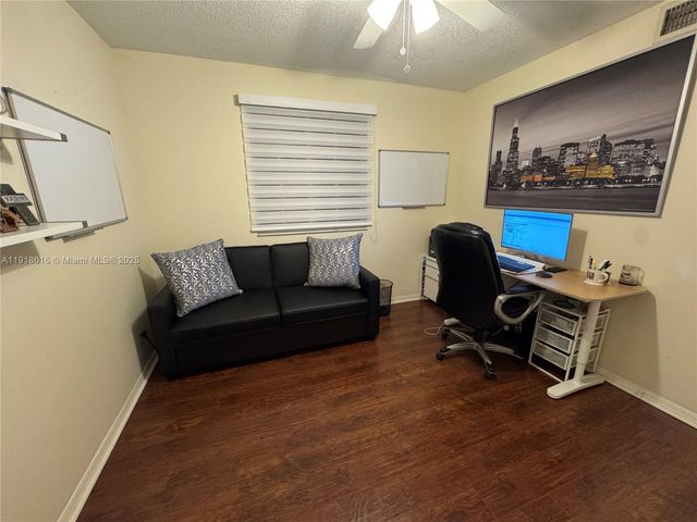 3778 San Simeon Cir, Weston, FL 33331