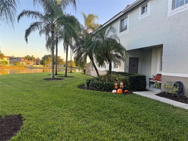 3778 San Simeon Cir, Weston, FL 33331