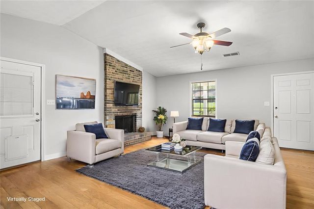 1141 Holly Hills Drive SW, Lilburn, GA 30047
