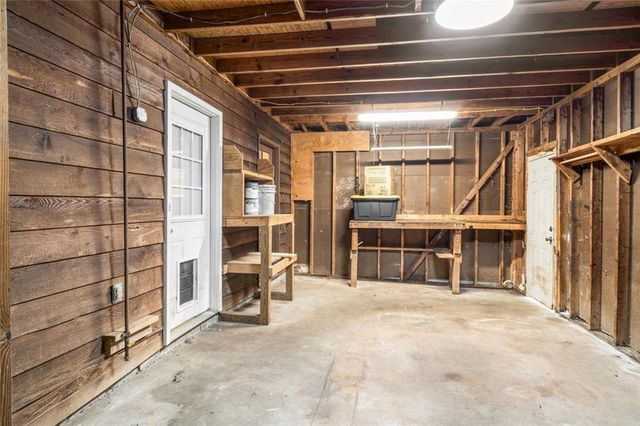 1141 Holly Hills Drive SW, Lilburn, GA 30047