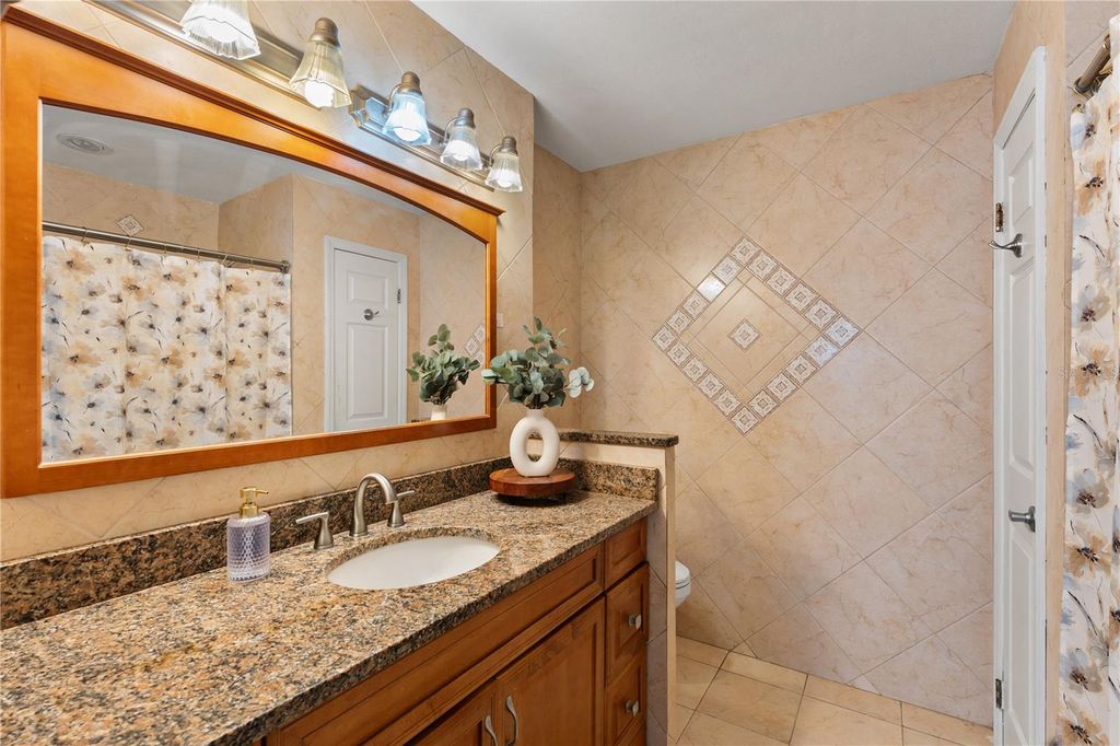 Image 28 of property listing at 4770 SILVER CIRCLE, Zephyrhills, FL 33541