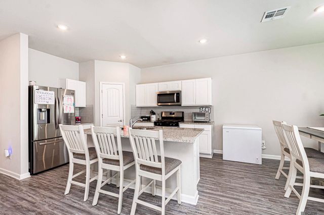 5420 Greenridge Ln, Zachary, LA 70791