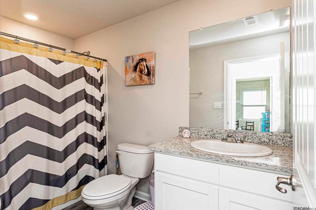 5420 Greenridge Ln, Zachary, LA 70791