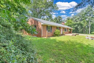 W 1740 Lynchburg Salem PKWY, Bedford, VA 24523