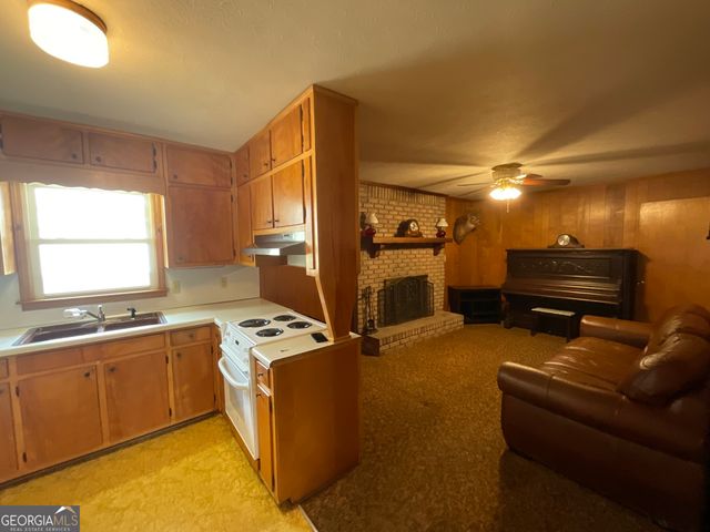 2161 Pine Road, Snellville, GA 30078