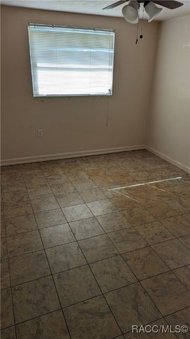 33 E Murray Street, Beverly Hills, FL 34465