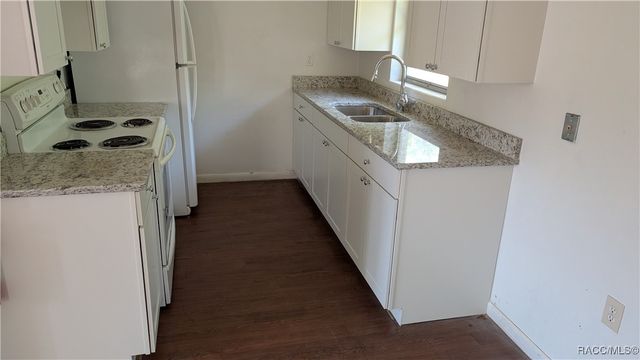 33 E Murray Street, Beverly Hills, FL 34465