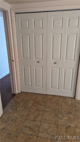 33 E Murray Street, Beverly Hills, FL 34465