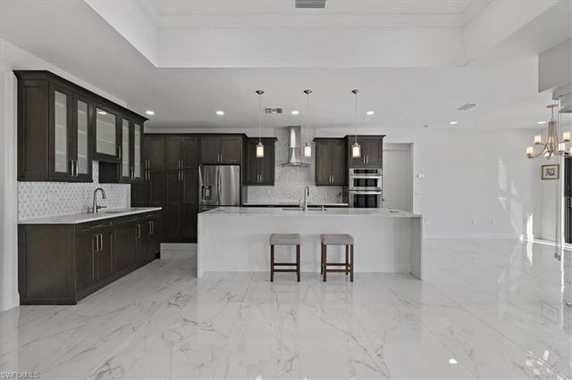 901 NW 33rd PL, Cape Coral, FL 33993