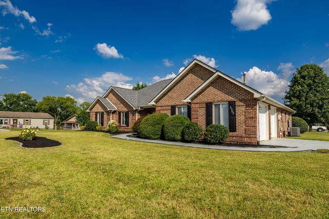 2202 Dublin Drive, Maryville, TN 37803