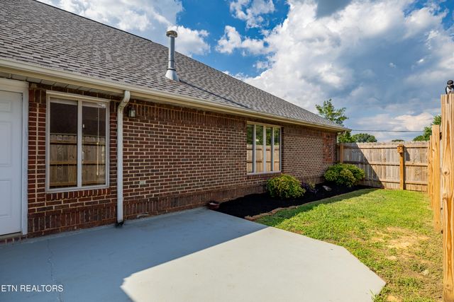 2202 Dublin Drive, Maryville, TN 37803