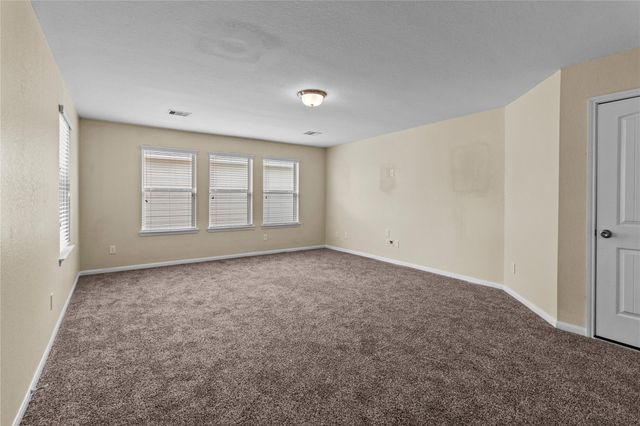 5218 Gulf Stream Lane, Bacliff, TX 77518