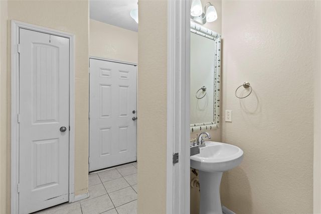 5218 Gulf Stream Lane, Bacliff, TX 77518