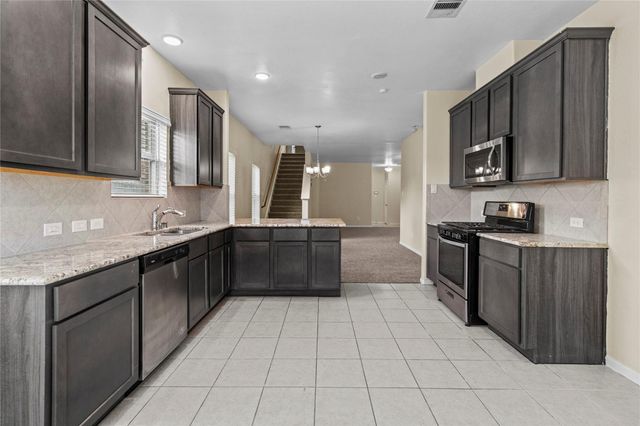 5218 Gulf Stream Lane, Bacliff, TX 77518