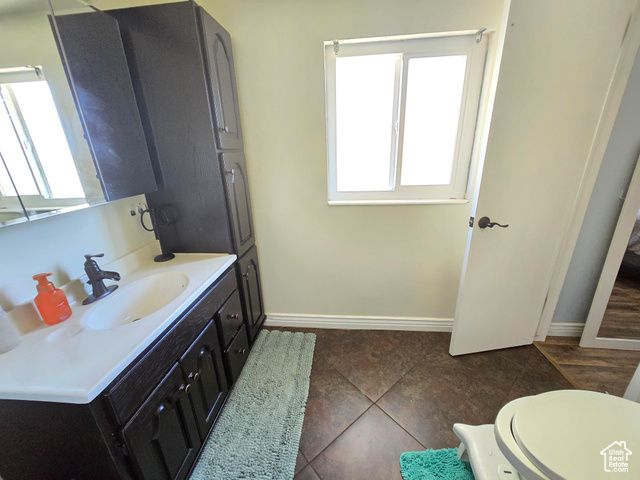1088 N NAYON ST #F, Layton, UT 84040