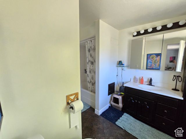 1088 N NAYON ST #F, Layton, UT 84040