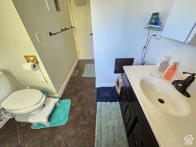1088 N NAYON ST #F, Layton, UT 84040