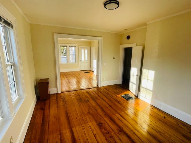 36 S. Main St. 1, Topsfield, MA 01983