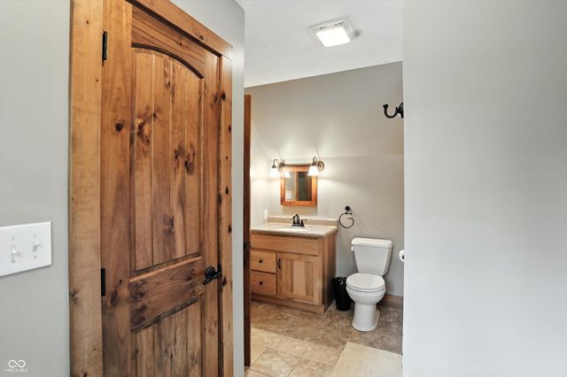 7563 Grizzly Drive, Nineveh, IN 46164