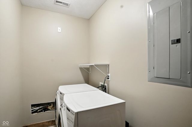 7563 Grizzly Drive, Nineveh, IN 46164