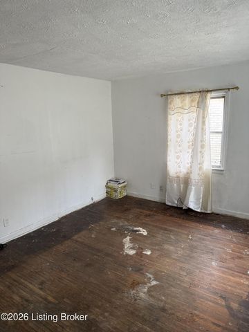 1115 Plato Terrace, Louisville, KY 40211