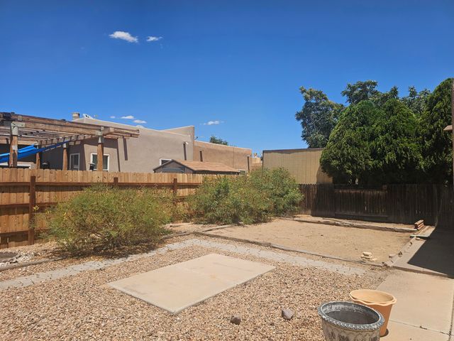 460 Colonial Avenue SW, Los Lunas, NM 87031