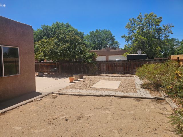 460 Colonial Avenue SW, Los Lunas, NM 87031