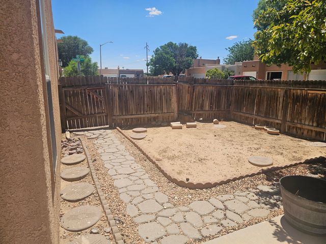 460 Colonial Avenue SW, Los Lunas, NM 87031