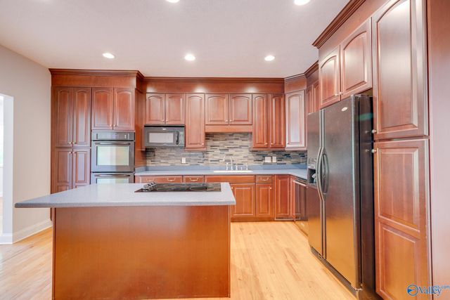 22777 Compton Road, Athens, AL 35613