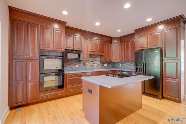 22777 Compton Road, Athens, AL 35613