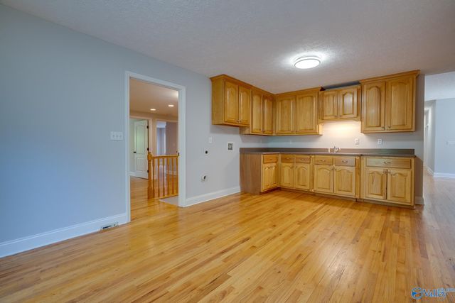 22777 Compton Road, Athens, AL 35613