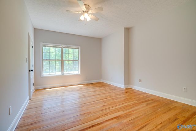 22777 Compton Road, Athens, AL 35613