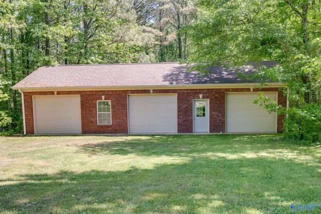 22777 Compton Road, Athens, AL 35613