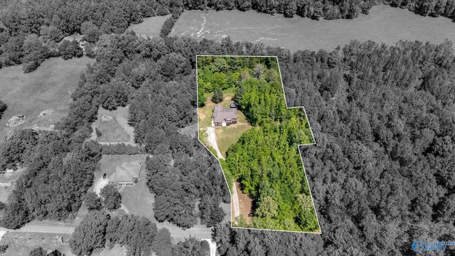 22777 Compton Road, Athens, AL 35613