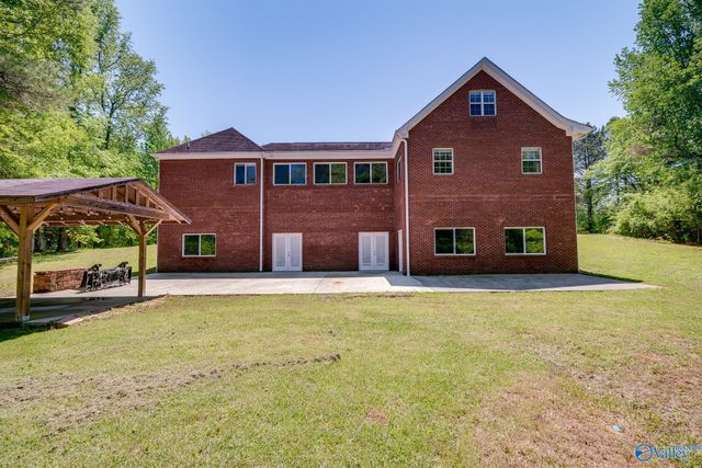 22777 Compton Road, Athens, AL 35613