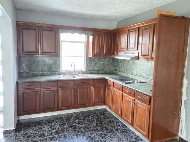 PR 152 KM 1.7 QUEBRADA GRANDE WARD, Barranquitas, PR 00794