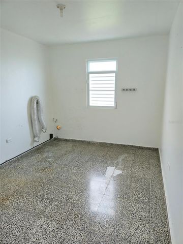 PR 152 KM 1.7 QUEBRADA GRANDE WARD, Barranquitas, PR 00794