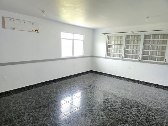 PR 152 KM 1.7 QUEBRADA GRANDE WARD, Barranquitas, PR 00794