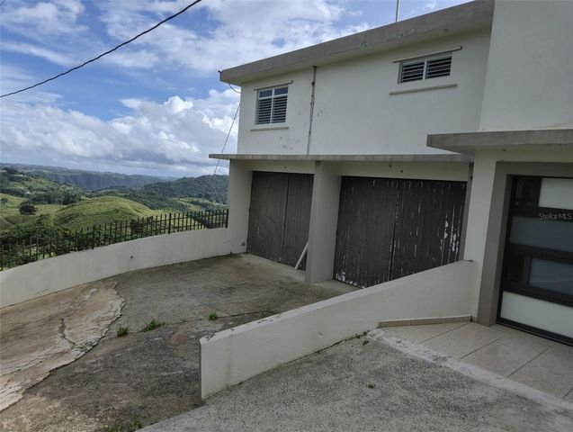 PR 152 KM 1.7 QUEBRADA GRANDE WARD, Barranquitas, PR 00794