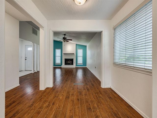 223 Cherokee Drive, Yukon, OK 73099