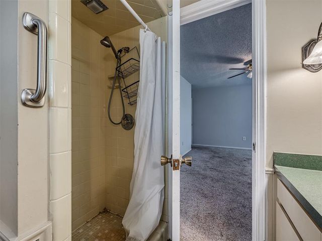 223 Cherokee Drive, Yukon, OK 73099