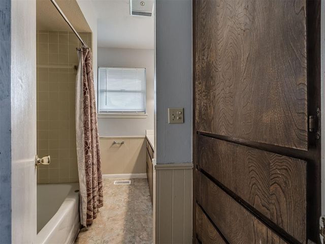 223 Cherokee Drive, Yukon, OK 73099