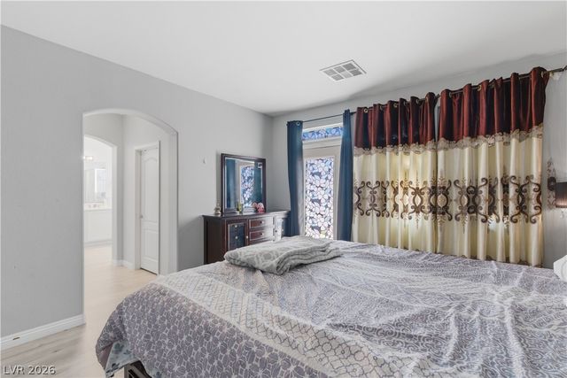 5446 Caprock Canyon Avenue, Las Vegas, NV 89139