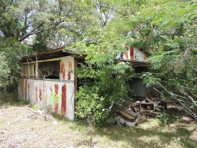 250 NE 131ST AVENUE, Williston, FL 32696