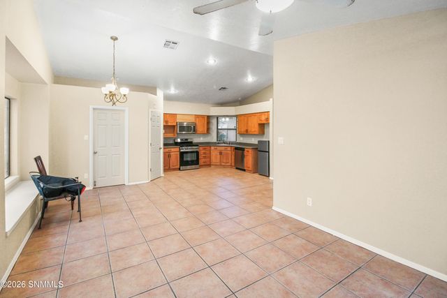 3006 Buena Vida Circle, Las Cruces, NM 88011