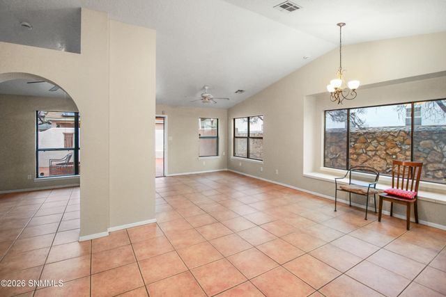 3006 Buena Vida Circle, Las Cruces, NM 88011