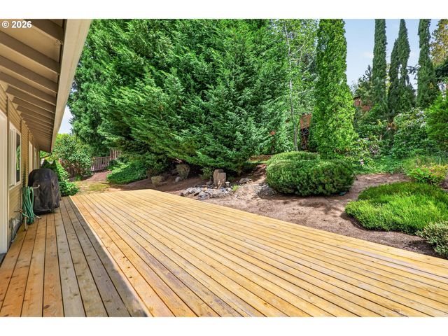 14775 Nw OAKHILLS Dr, Beaverton, OR 97006
